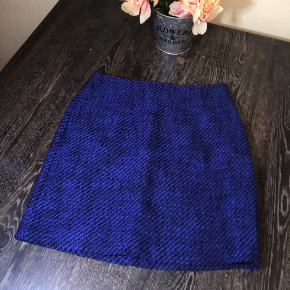 💙NWOT LOFT DRESSY SKIRT 💙